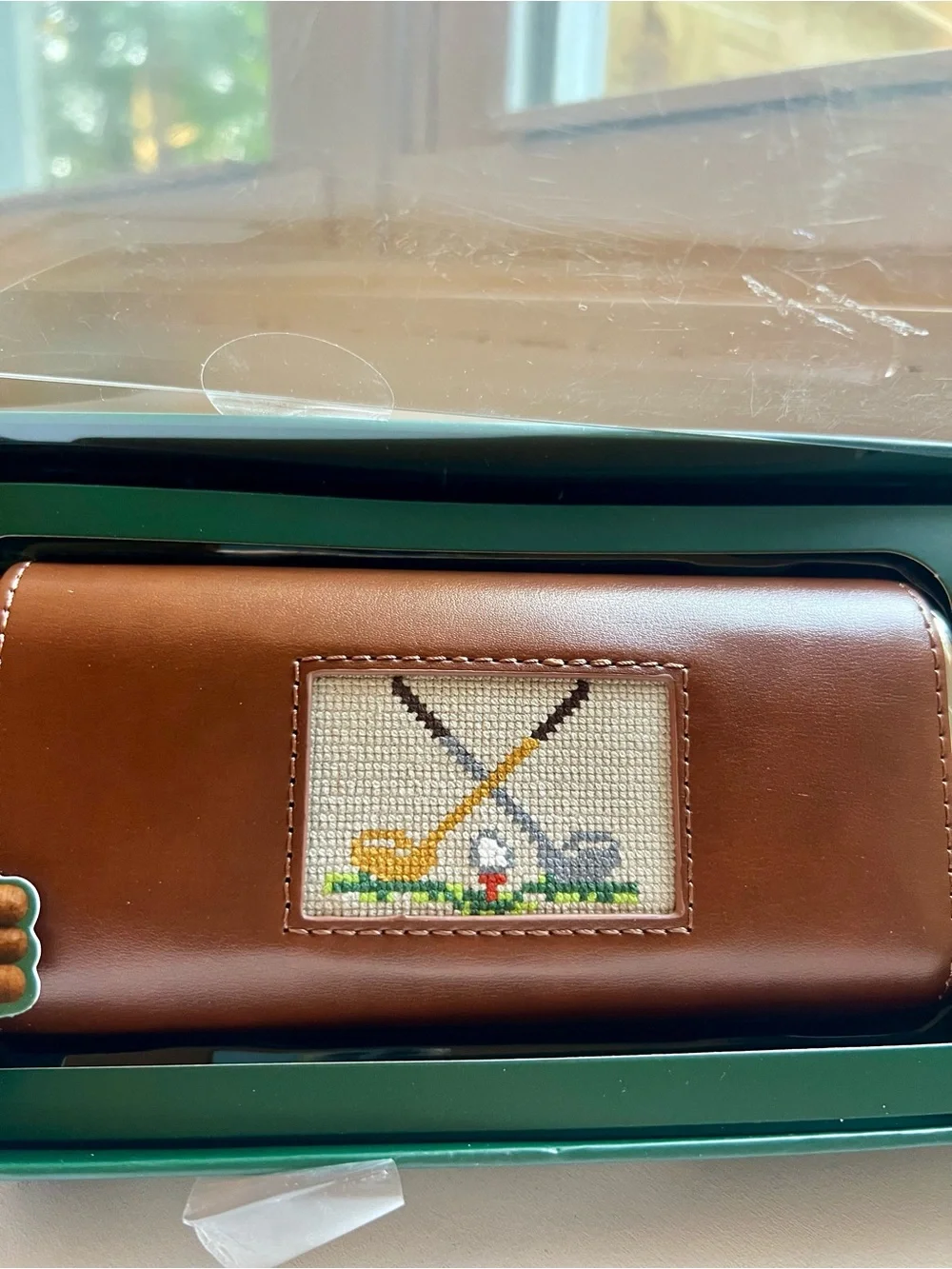 BRAND NEW Needlepoint Cigar Case in Brown with Golf Motif